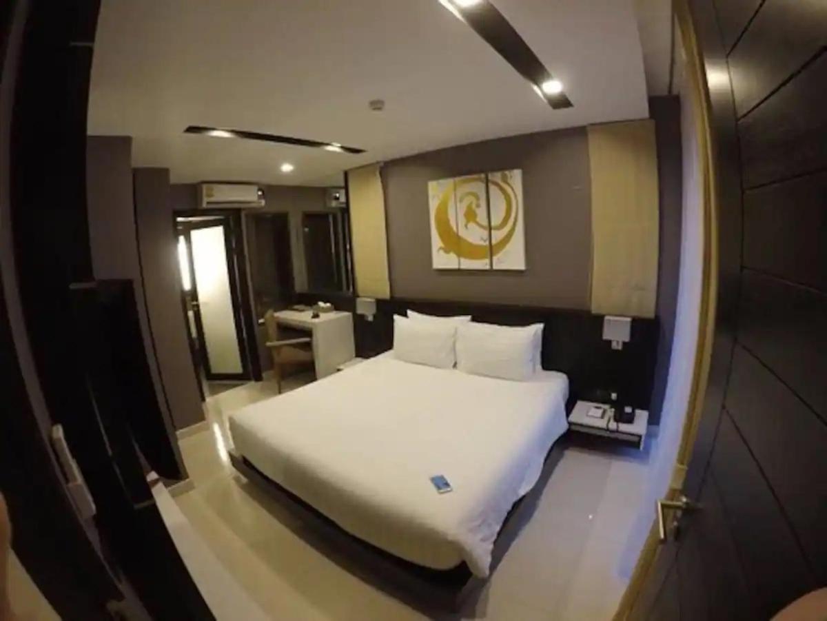 Luxury Beach Apartments By Mvp Patong Bagian luar foto